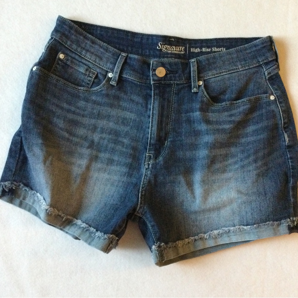 Signature Levi Strauss & CO. Hi-Rise Shorts